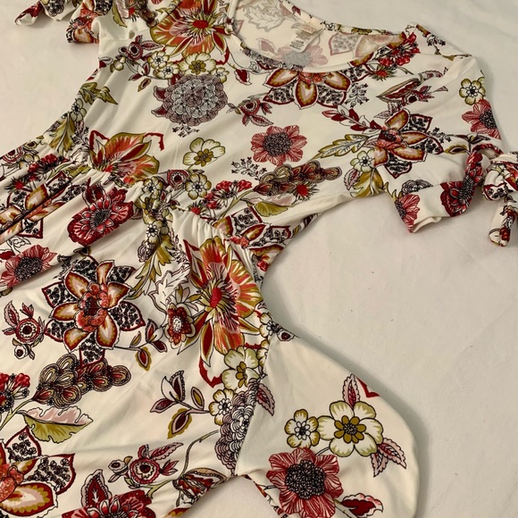 Floral Maxi Dress with pockets💗 size M - Picture 6 of 6